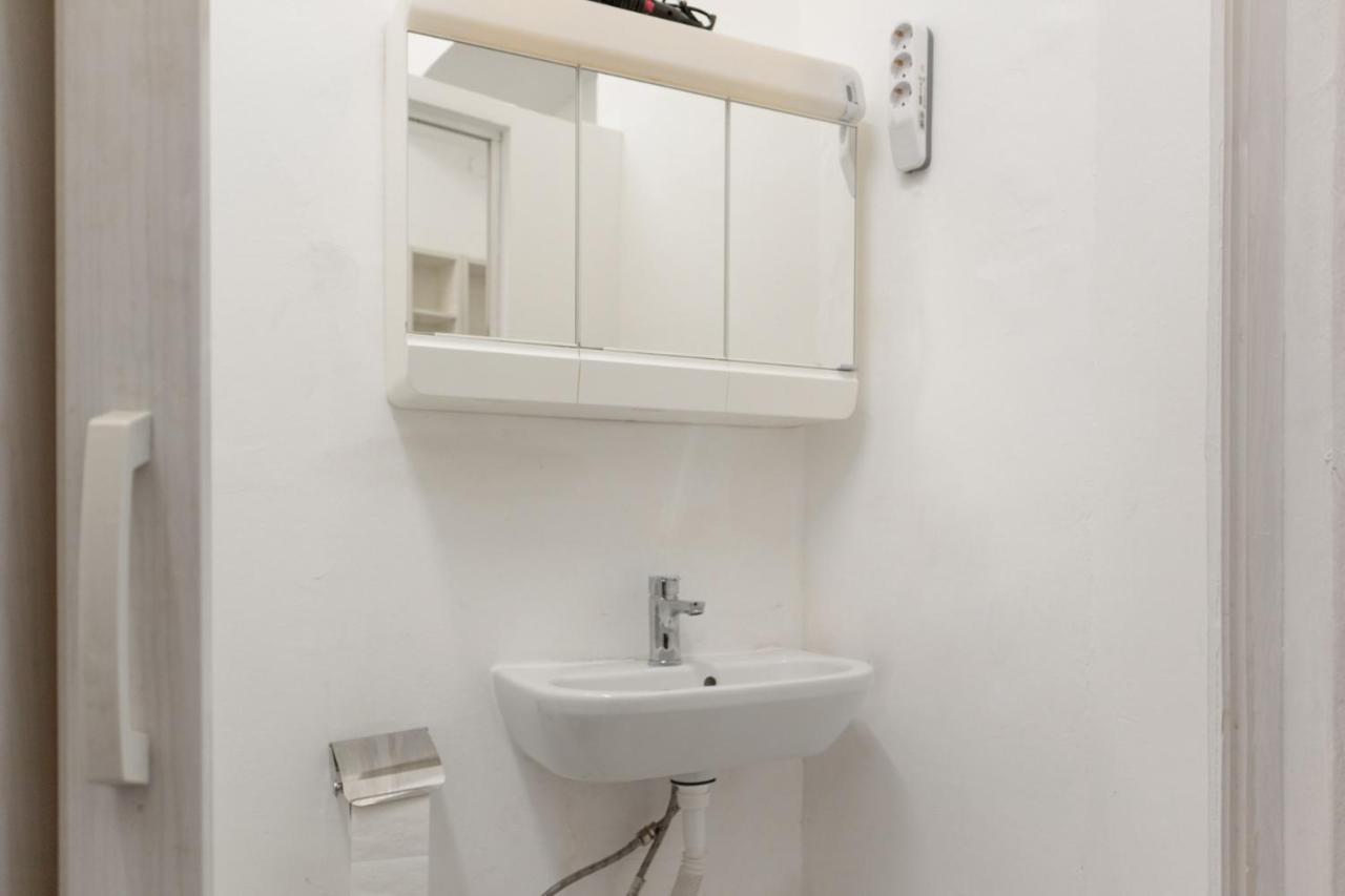 Pleasant 1Br Aprt. Near The Danube & Millenium T. Apartment Vienna Exterior photo